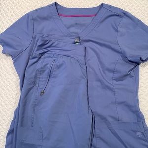 Healing hands scrubs! Light blue size medium!